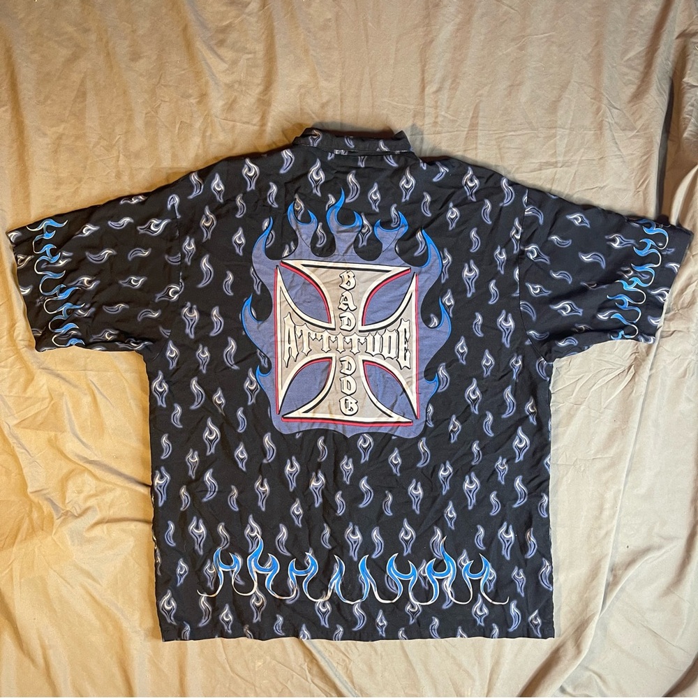 Vintage Y2K Big Dogs Flame and Iron Cross Back Graphic Camp Lounge Shirt Large